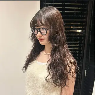セミロング ayumi / 上品に盛れるhairのヘアスタイル