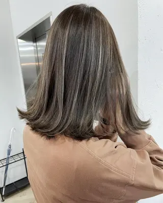 カラー ブリーチダブルカラー 【koide】のヘアスタイル