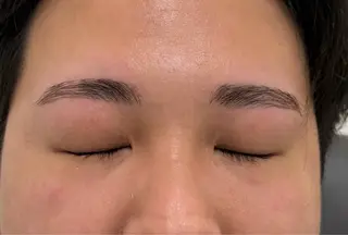 アイブロウ 岩本真美 eyelashのマツエク・マツパデザイン