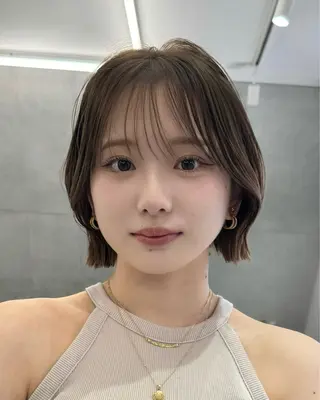 ミディアム 似合わせカット🩵 なりたみゆうのヘアスタイル