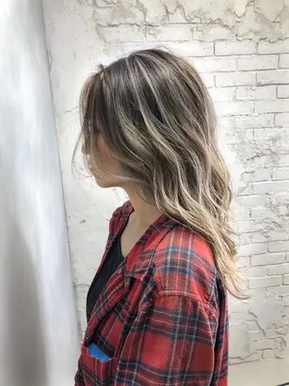 セミロング カラー welring hair salonのヘアスタイル