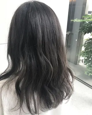 セミロング カラー SUZUKA .のヘアスタイル