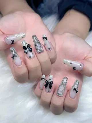 ネイル Lisa Nail Salonのネイルデザイン