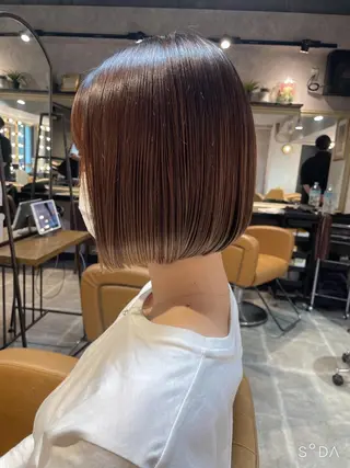 ショート 🫧小顔顔周りカット レイヤー/縮毛/白倉のヘアスタイル