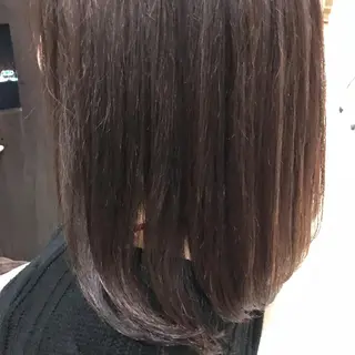 ミディアム カラー Oopsレイヤー 加藤澄都のヘアスタイル