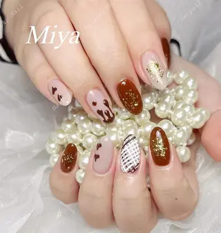 ネイル 🦋 Queenieのネイルデザイン