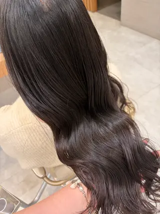 ロング 【透明感カラー🩶】 津田和希のヘアスタイル