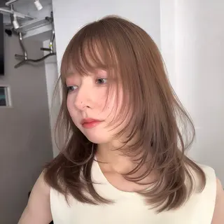 セミロング 秋田 さとこのヘアスタイル