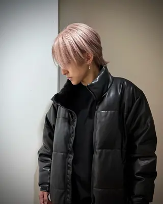 ショート カラー ヘアアレンジ メンズ 神戸三宮ダメージレス ブリーチ特化 麟太郎のヘアスタイル