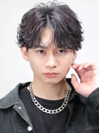 ショート パーマ ヘアアレンジ メンズ 🔥ニュアンス フェザー小林海斗🔥のヘアスタイル