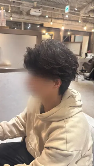 パーマ メンズ い な み ま なのヘアスタイル