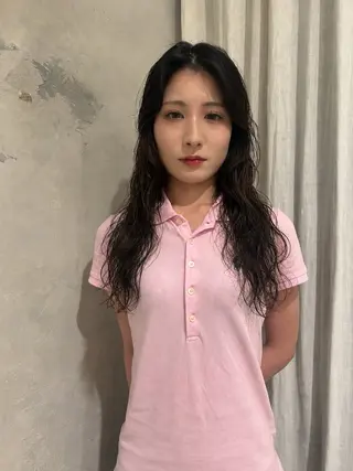 ロング ボブ・パーマ 芽衣のヘアスタイル