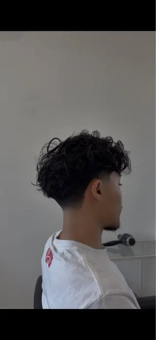 パーマ メンズ TIDEHAIR 志羽のヘアスタイル