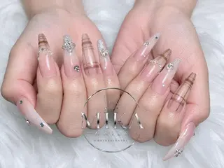 ネイル 🦊Genie🦊 Mika Nailsのネイルデザイン