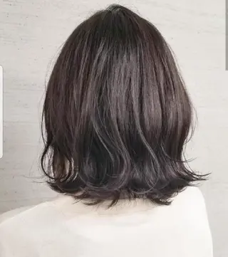 ミディアム カラー 石井 静のヘアスタイル