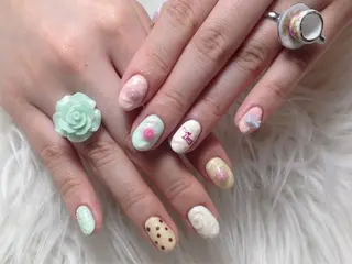 ネイル ニコネイル MAAYAのネイルデザイン