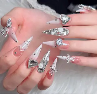 ネイル Julie Nail Rinのネイルデザイン