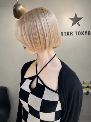 ショート カラー 💎二刀流美容師💎 渋谷/近澤瑠以✂︎のヘアスタイル