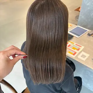 セミロング カラー 小顔カット🎀 暖色カラー🍒のヘアスタイル