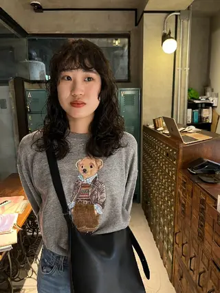 ロング パーマ ヘアアレンジ ブリーチ矯正髪質改善 ✨オオエタクミのヘアスタイル