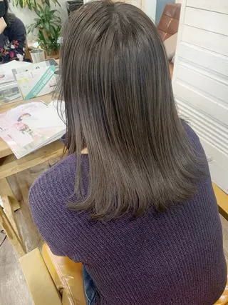 セミロング カラー 初めてでも失敗しない 透明感カラー Miiのヘアスタイル