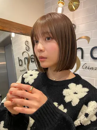 ミディアム 中野 茉莉のヘアスタイル