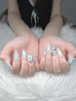 ネイル Lee Nails チップ長さだし専門店のネイルデザイン