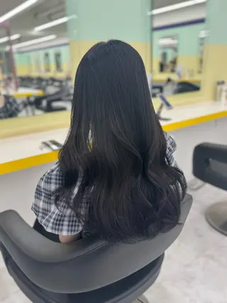 カラー ヘアアレンジ 【透明感×レイヤー】 🍃RIKU🍃のヘアスタイル