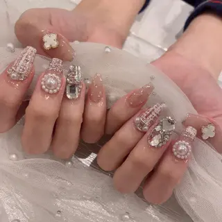 ネイル Tinaネイル 難波のネイルデザイン