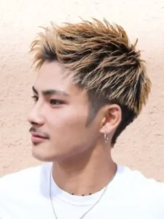カラー メンズ 日置 結人のヘアスタイル