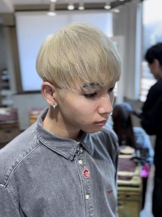 ショート メンズハイトーン/メ ンズカット/イカワのヘアスタイル