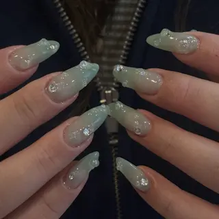 ネイル MIU @306.211のネイルデザイン