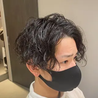 ショート パーマ メンズ 梅田茶屋町メンズ 専門美容師 山元一平のヘアスタイル