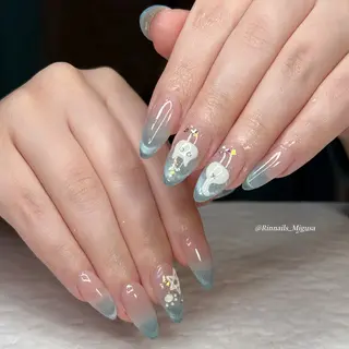 ミディアム RIN NAILS ᥫ᭡Migusaのネイルデザイン