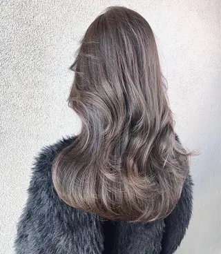 ロング カラー 三井 千里のヘアスタイル