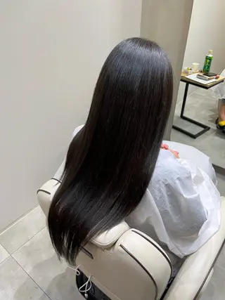 ロング おしゃれ染めで白髪を 染める/山口玲緒奈のヘアスタイル