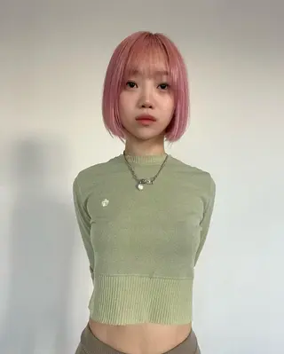 ショート デザインカラー/ ルーツカラー/ユキカのヘアスタイル