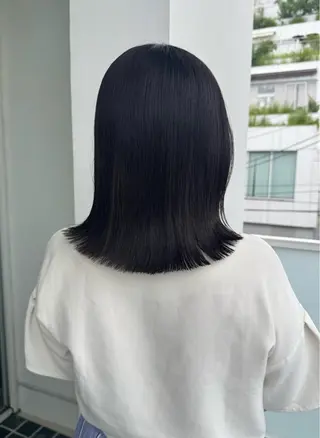 ミディアム 透明感カラー ベージュ/mainaのヘアスタイル