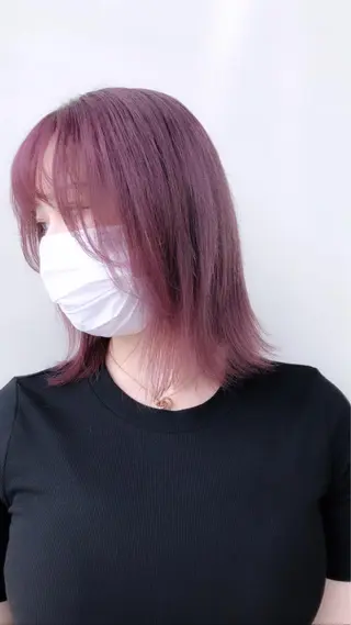 ミディアム カラー 韓国🇰🇷レイヤー 映える顔周り🩷のヘアスタイル