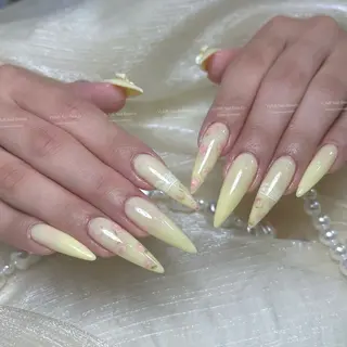 ミディアム YUME Nail Beautyのネイルデザイン
