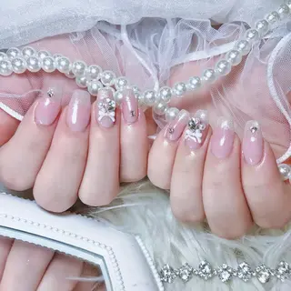 ネイル yuchi🎀 京橋/キラキラネイルのネイルデザイン