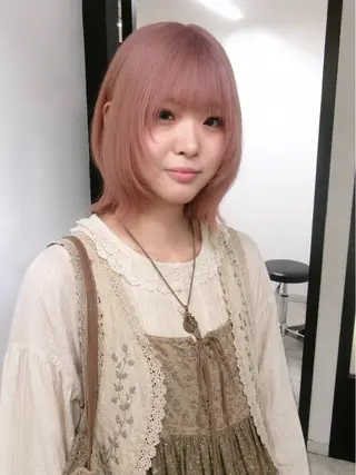 ミディアム カラー MIMI🌻໋᳝݊ 個性派カラー⑅ ⸝꙳のヘアスタイル