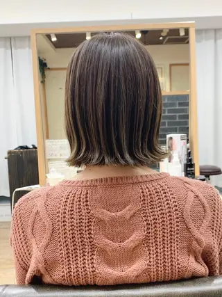 セミロング カラー パーマ ヘアアレンジ メンズ キッズ ネイル マツエク・マツパ レイヤーカット/ 巻ける縮毛矯正のヘアスタイル