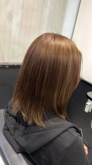 ミディアム 長田 麻友子のヘアスタイル