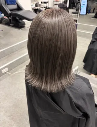ロング カラー うる艶ワンホン/ HINANO🩶のヘアスタイル
