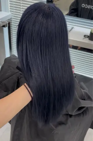 ロング カラー 野口 楓華のヘアスタイル