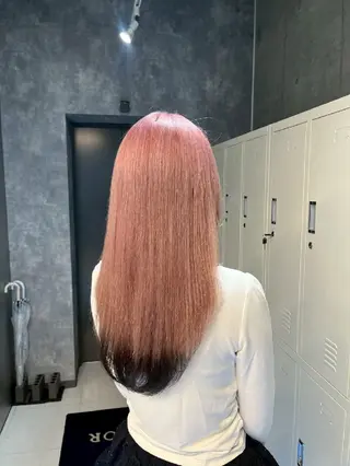 カラー ロング 地雷系🎀ハイトーン 💙荒川結星のヘアスタイル