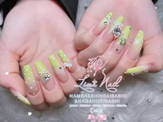 セミロング Linanail Nambaのマツエク・マツパデザイン
