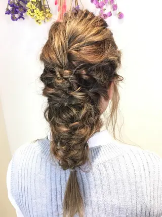ヘアアレンジ 小顔レイヤー/ ベージュ🤍Rieのヘアスタイル