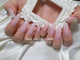 ネイル ネイルサロン ルミア Lumia 店長施術のネイルデザイン
